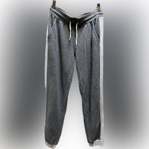 Monrow super soft color block sweats size xs